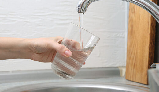 水道水のカルキ臭い・・においが気になるときの対策とは？