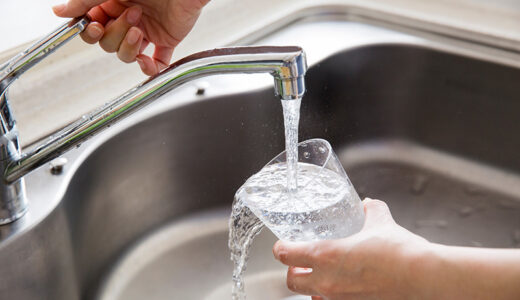 水道水の塩素が気になる・・・カルキ臭の原因と家庭でできる対策