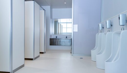 業務用トイレの悪臭対策｜原因別の解決法と根本的な改善アプローチ